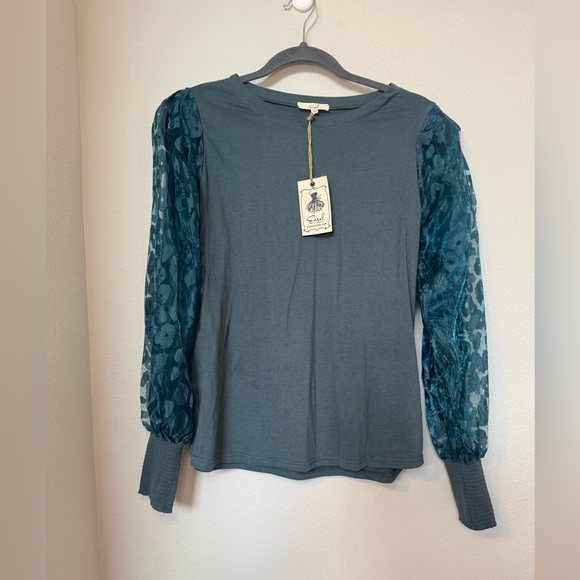 easel Tops - Easel Teal Top with Floral Sleeves